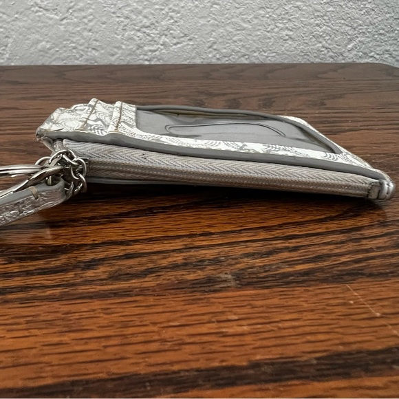 Coach Vintage Y2K Silver Gray Signature Star Print Wristlet - Picture 3 of 4